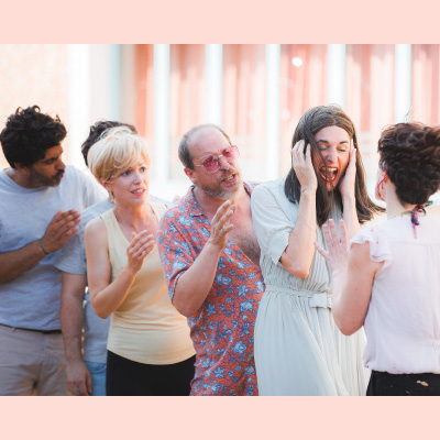 Le Grand Colossal Théâtre, La chienlit épisode 1 | Pour un fascisme ludique est sans complexe