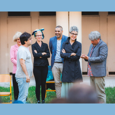 Le Grand Colossal Théâtre, La chienlit épisode 2 | Feu Mme Singer
